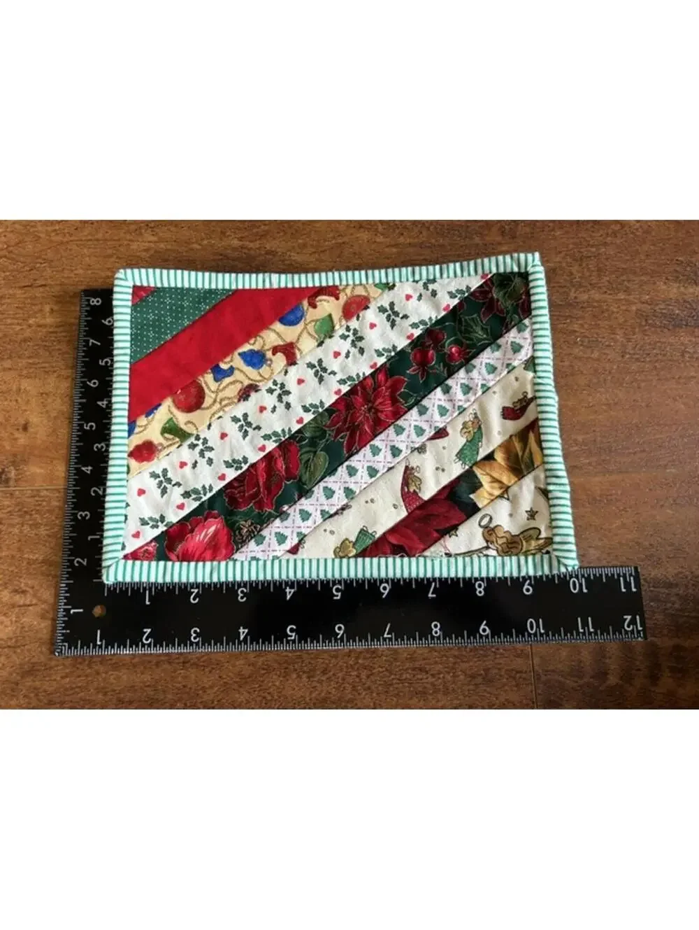 Handmade Christmas Patchwork Quilted Pot Holders Set of 2